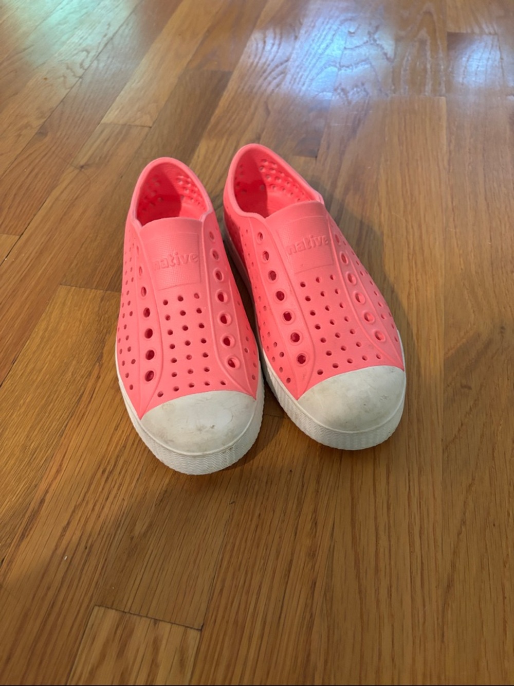 Native Kids Slip-On Water Shoes in Coral Pink with White Toe